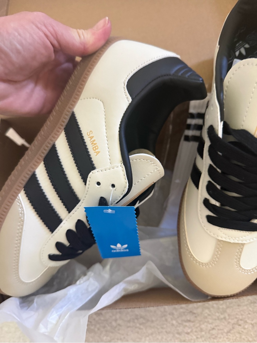 adidas Samba Cream and Black Leather Sneakers with Gum Sole size7.5 - Picture 1 of 6